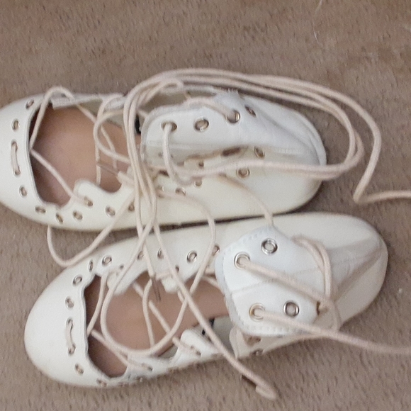 Shoes and boots and Sandal all size 7 to 7 1/2 - Picture 13 of 16